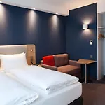 Express - By Ihg