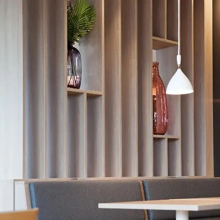 Express - By Ihg 3*