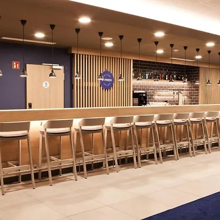 Express - By Ihg Hotel