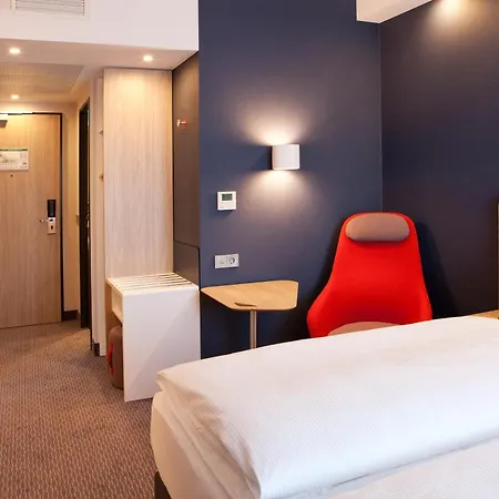 Hotel Express - By Ihg 3*