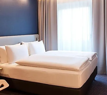Express - By Ihg 3*