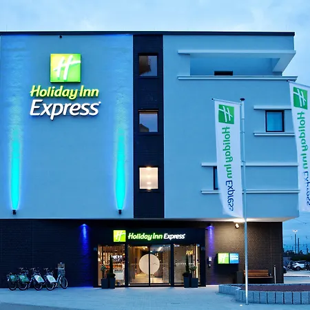 Express - By Ihg 3*