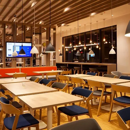 Express - By Ihg Hotel