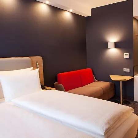 Express - By Ihg Hotel
