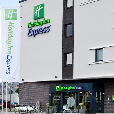 Express - By Ihg