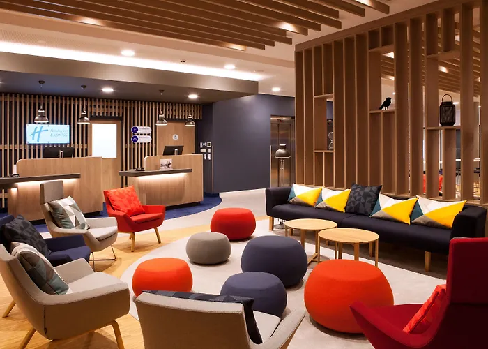 Express - By Ihg Hotel 3*